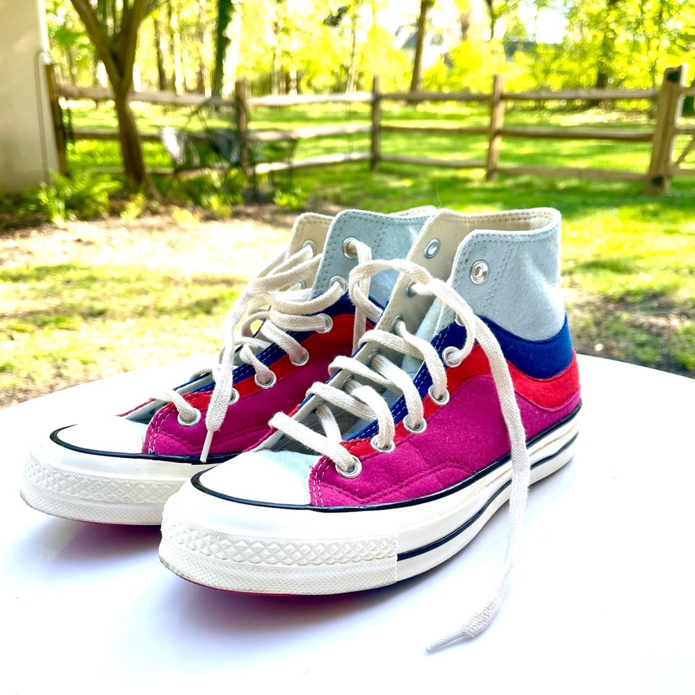 Converse Nor’easter high tops.